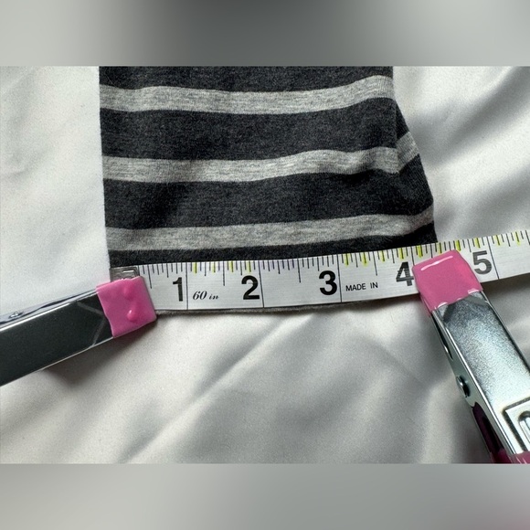 Michael Kors Dark & Light Grey Striped Quarter Sleeve Shirt SM - Silver Zippers - Picture 5 of 16